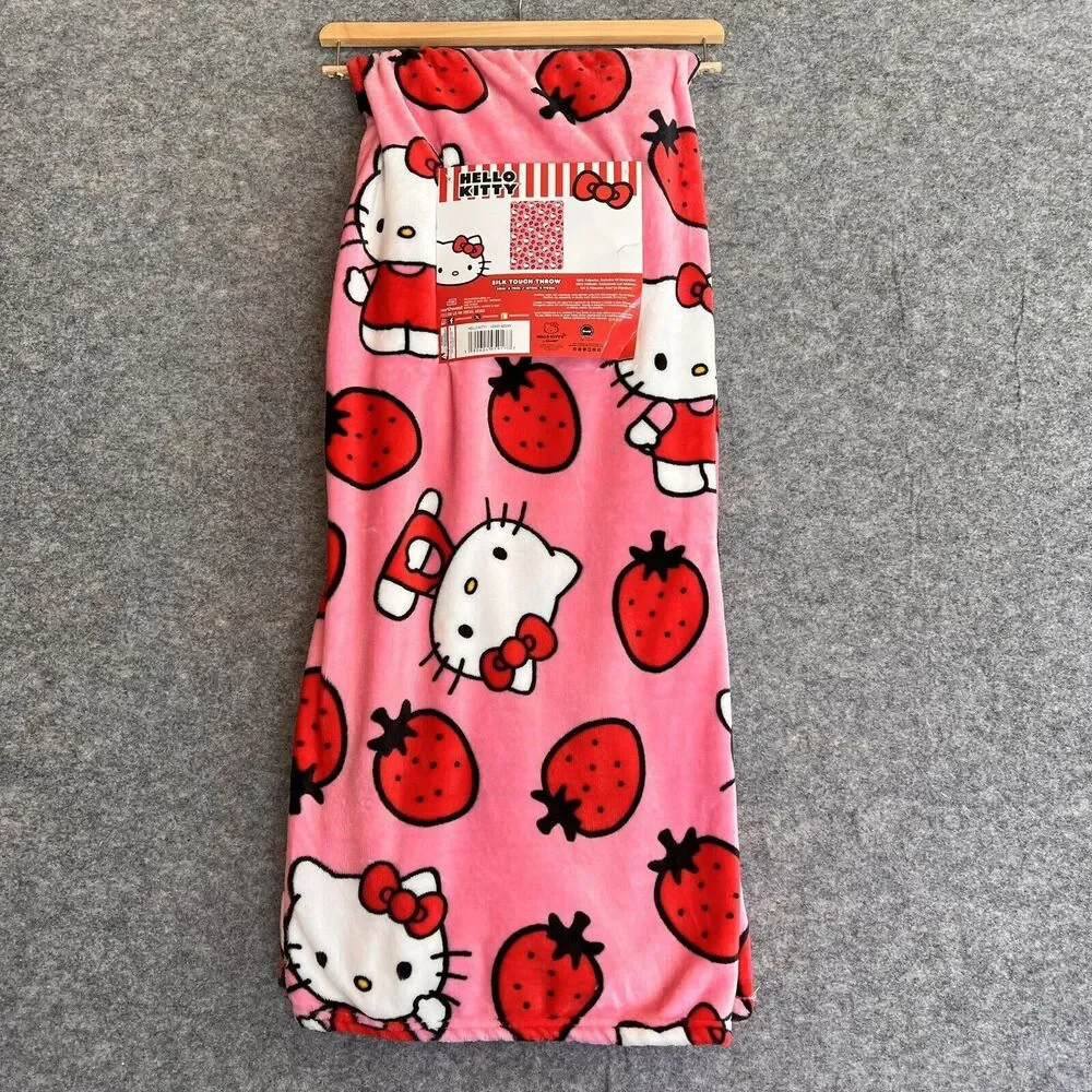 Hello Kitty Verry Berry Fleece Blanket 50”x70” Silk Touch Throw Sanrio Soft‎ NWT